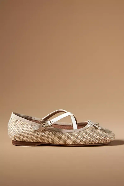 Circus Ny By Sam Edelman Zuri Flats In White