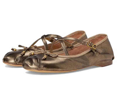 Circus Ny By Sam Edelman Zuri In Gold