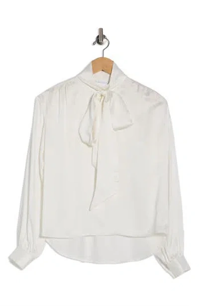 Cissa The Tie Neck Top In White