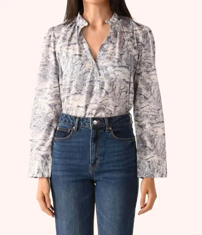 Cissa Toile Pleated Shoulder Shirt In Blue In Multi