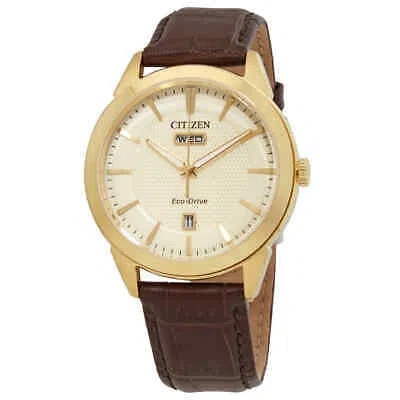 Pre-owned Citizen Eco-drive Champagne Dial Men's Watch Aw0092-07q