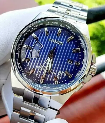 Pre-owned Citizen Eco-drive Radio Controlled Blue Dial Sapphire Crystal Date Cb0160-85l