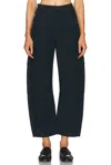 Citizen Of Humanity Citizens Of Humanity Wide-leg Cargo Jeans With Functional Pockets In True Navy