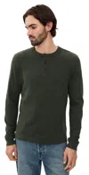 Citizen Of Humanity Three Button Henley Forrest In Green