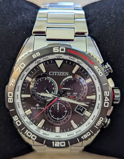 Pre-owned Citizen Promaster Land Chronograph Sapphire Crystal World Time Watch Cb5036-87x