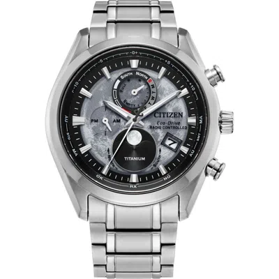 CITIZEN CITIZEN TSUKI-YOMI ATOMIC TIMEKEEPING SUPER TITANIUM™ BRACELET WATCH, 43MM