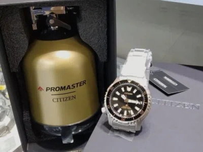 Pre-owned Citizen Watch Promaster Ny0160-66e Limited Extra Strap + Yellow Tank 4000pcs