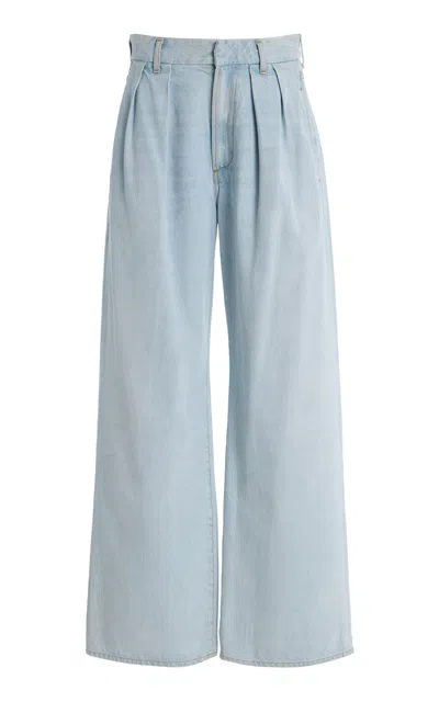 Citizens Of Humanity Petra Pleated Denim Trousers In Light Wash