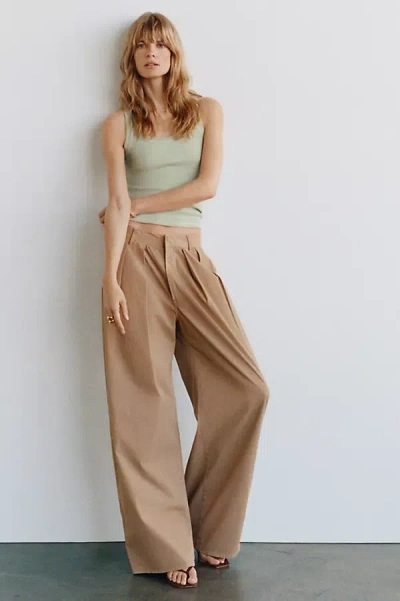 Citizen Of Humanity Petra Pleated Trousers Pants In Sand