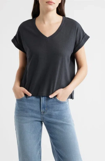 City Blues V-neck T-shirt In Black