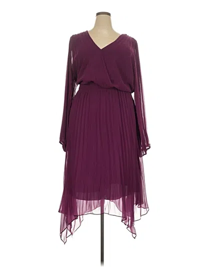 Pre-owned City Chic Cocktail Dress In Burgundy