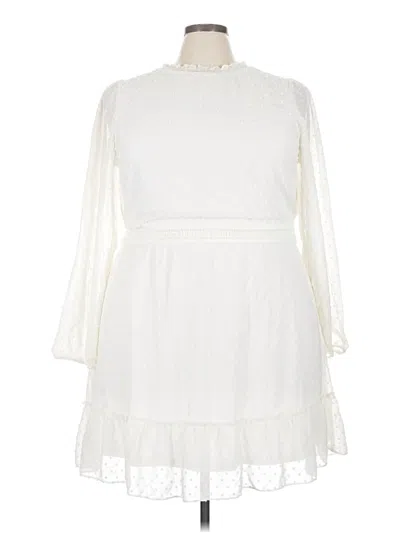 Pre-owned City Chic Cocktail Dress In White