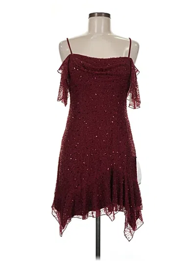 City Studio Cocktail Dress In Burgundy