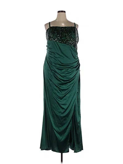 City Studio Cocktail Dress In Green