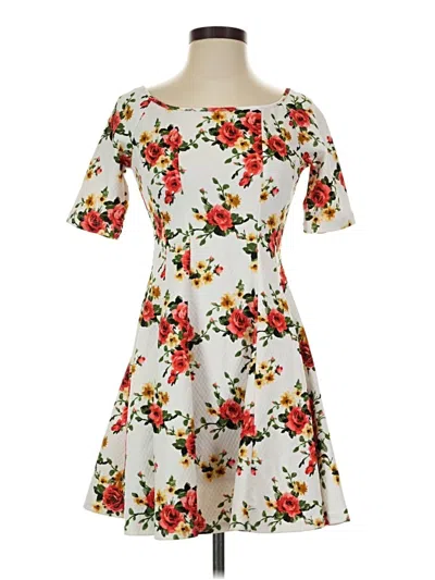 Pre-owned City Triangles Casual Dress In White