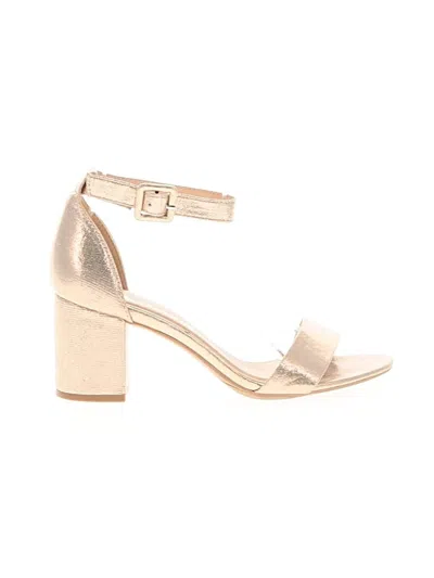 Pre-owned Cl By Laundry Sandals In Gold