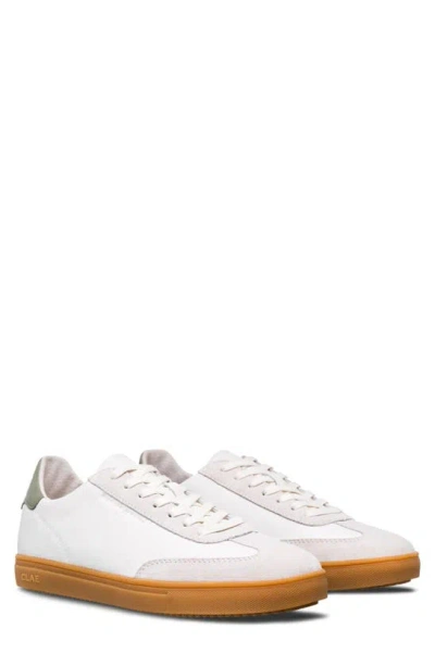 Clae Deane Sneaker In White Tea Light Gum