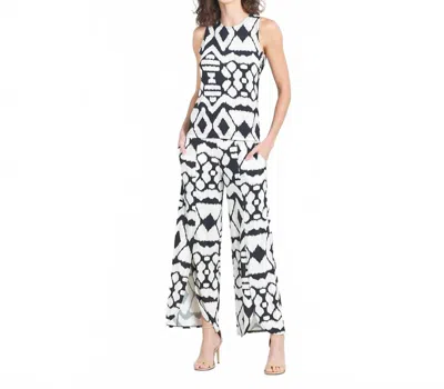 Clara Sunwoo Modern Jewel Neck Tank In Bone/black In Multi