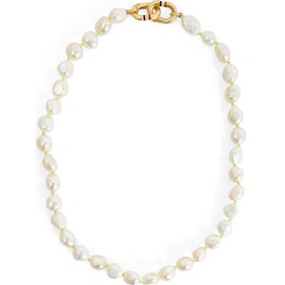 Clare V . Le Pearl Necklace In White