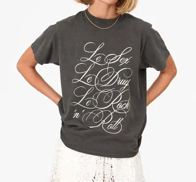 Clare V Short Sleeve Graphic Tee In Faded Black In Gray