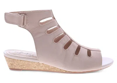 Pre-owned Clarks Abigail Sing Nubuck (women's) Sneakers In Blush In Pink