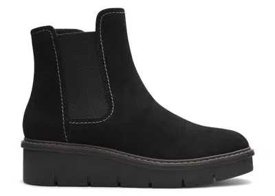 Pre-owned Clarks Airabell Move Suede (women's) Sneakers In Black