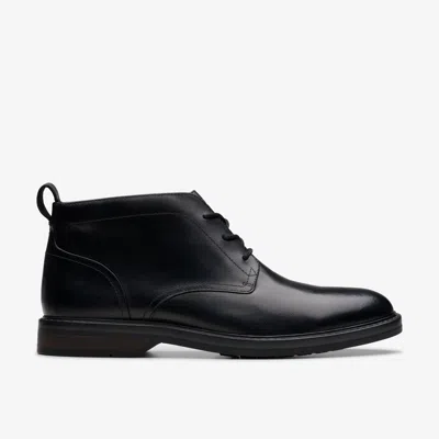 Clarks Aldwin Chukka In Black