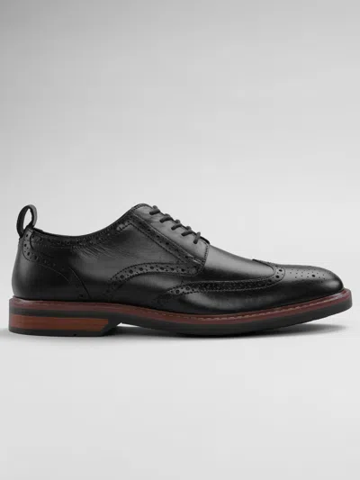 Clarks Aldwin Limit Wingtip Oxfords