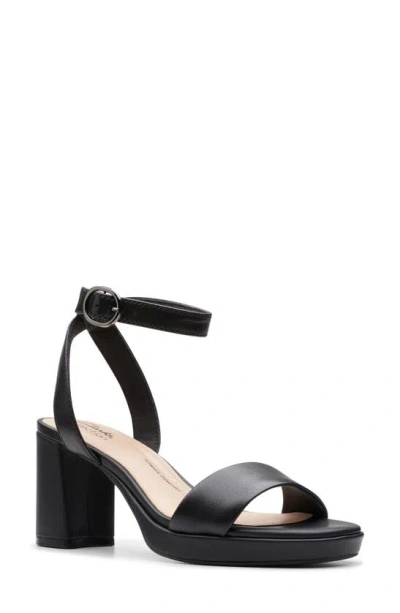 Clarks Ambyrlyn Bay Pump In Black Leather