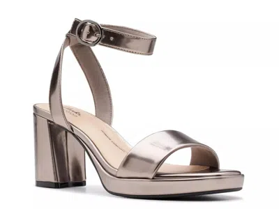 Clarks Ambyrlyn Sandal In Gold