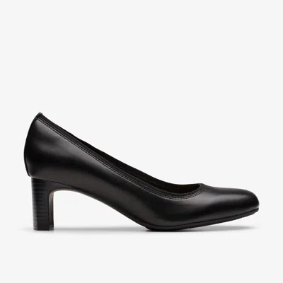 Clarks Anelise Nora In Black
