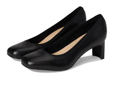 Clarks Anelise Nora High In Black