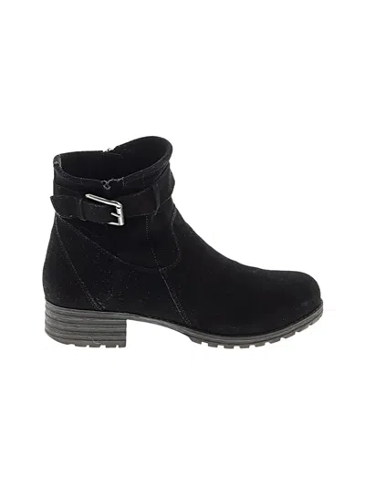 Pre-owned Clarks Ankle Boots In Black