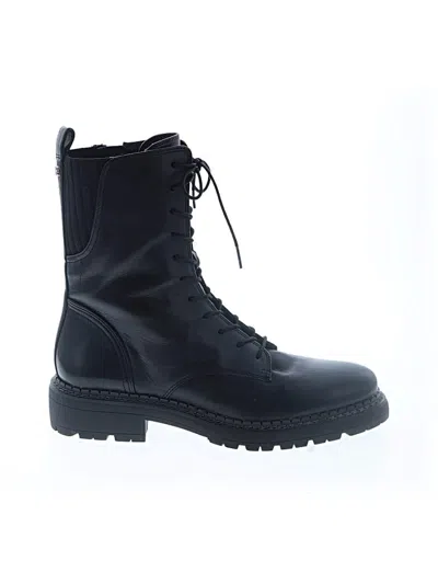Pre-owned Clarks Ankle Boots In Black