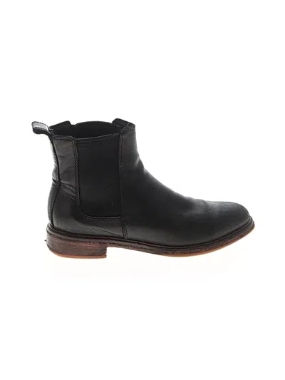 Pre-owned Clarks Ankle Boots In Black