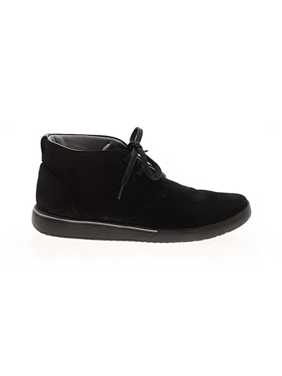 Pre-owned Clarks Ankle Boots In Black