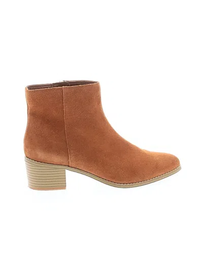 Pre-owned Clarks Ankle Boots In Brown