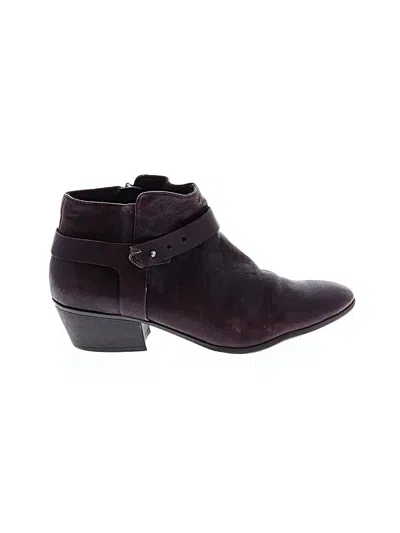 Pre-owned Clarks Ankle Boots In Burgundy