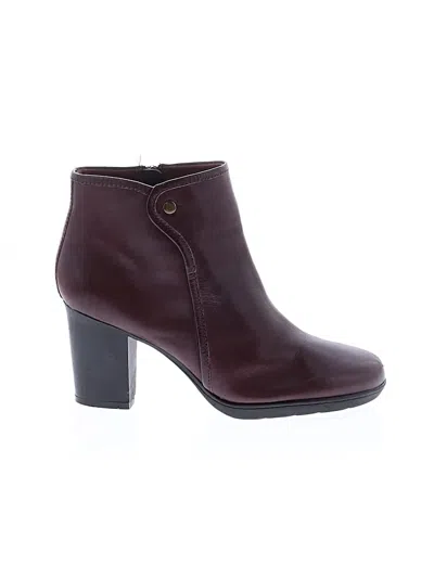 Pre-owned Clarks Ankle Boots In Burgundy