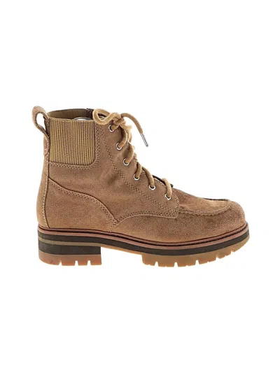 Pre-owned Clarks Ankle Boots In Tan