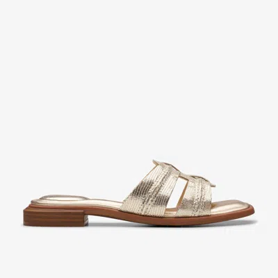 Clarks Ariany Mule In Beige