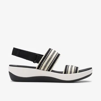Clarks Arla Stroll In Black