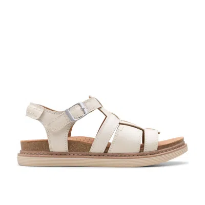 Clarks Arwell Sun In White Leather In Brown