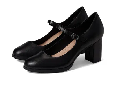 Clarks Bayla Nora High In Black
