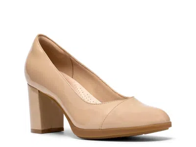 Clarks Bayla Rae Pump In Neutral