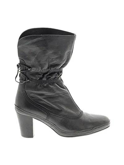 Pre-owned Clarks Boots In Black