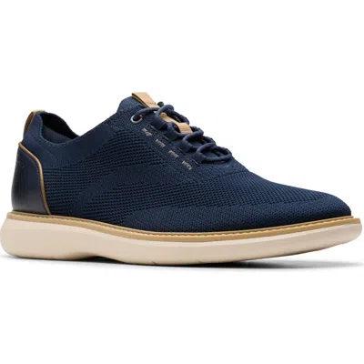 Clarks ® Brantin Knit Sneaker