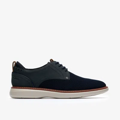 Clarks Brantin Plain In Blue