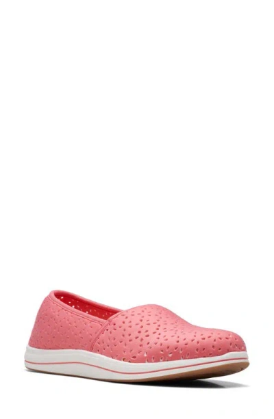 CLARKS CLARKS® BREEZE EMILY SNEAKER