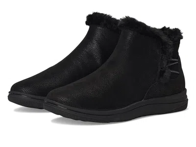 Clarks Breeze Fur In Black